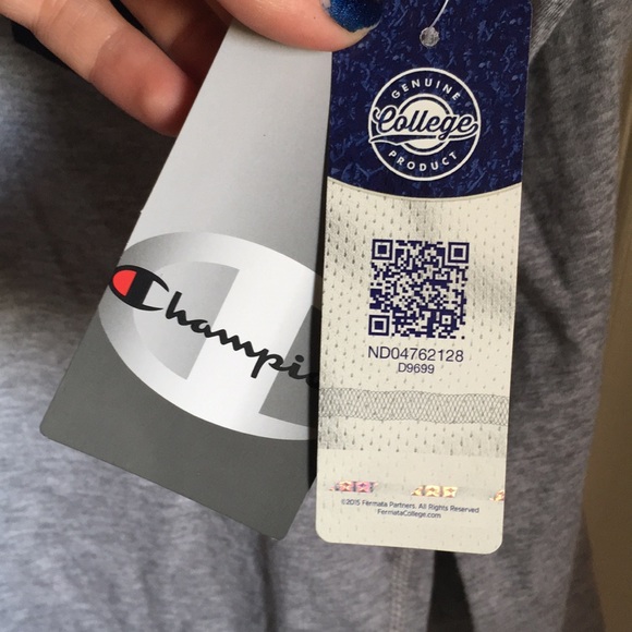 Champion Notre Dame Long Sleeve Tee NWT - Picture 4 of 9